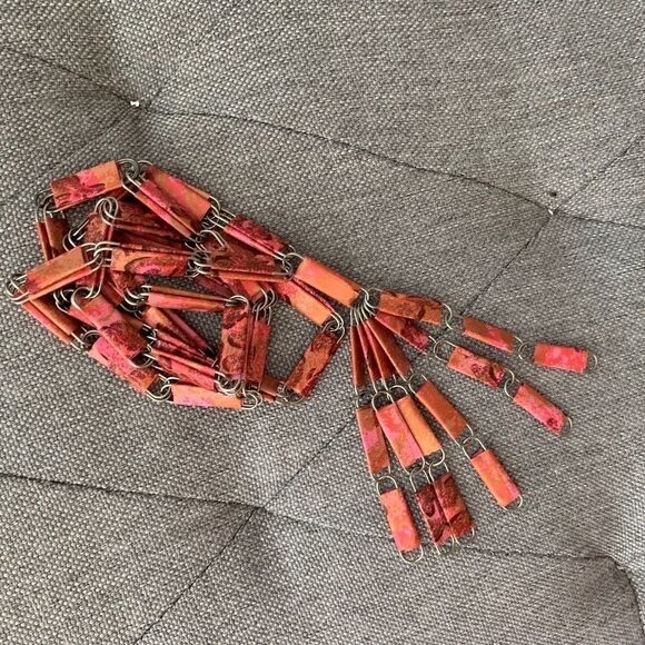 Pink variegated tassel necklace - Picture 5 of 8